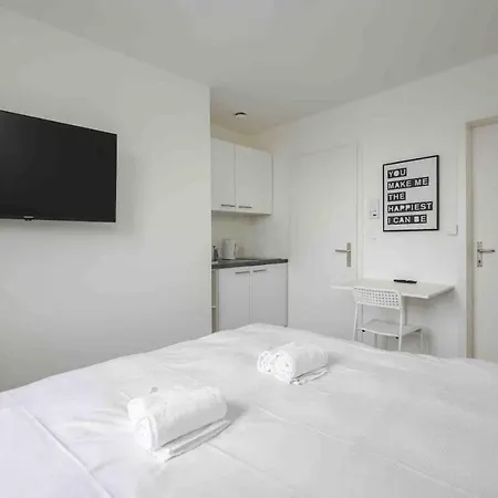 Urban Oasis With Queen Bed And View Be-22